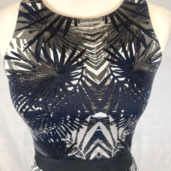 Bailey 44 resort wear black white and gray ruffle side sheath dress size XS - Picture 3 of 7